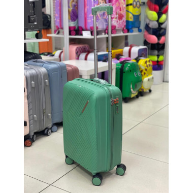 Чемодан 20 дюймов Woond зеленый из полипропилена (ручная кладь)