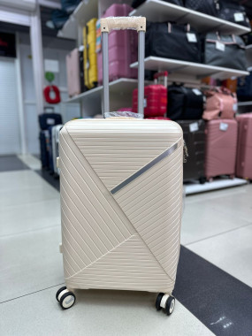 Чемодан 24 дюйма Sonara кремовый из полипропилена