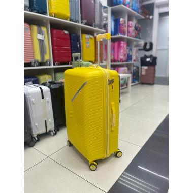 Чемодан 28 дюймов Sonara желтый с расширением из полипропилена